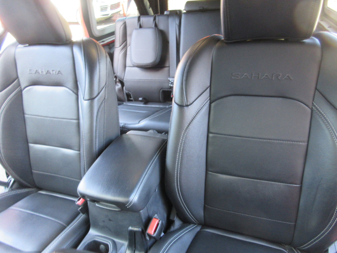 Used 2021 Jeep Wrangler Unlimited Sahara w/ Cold Weather Group image 14