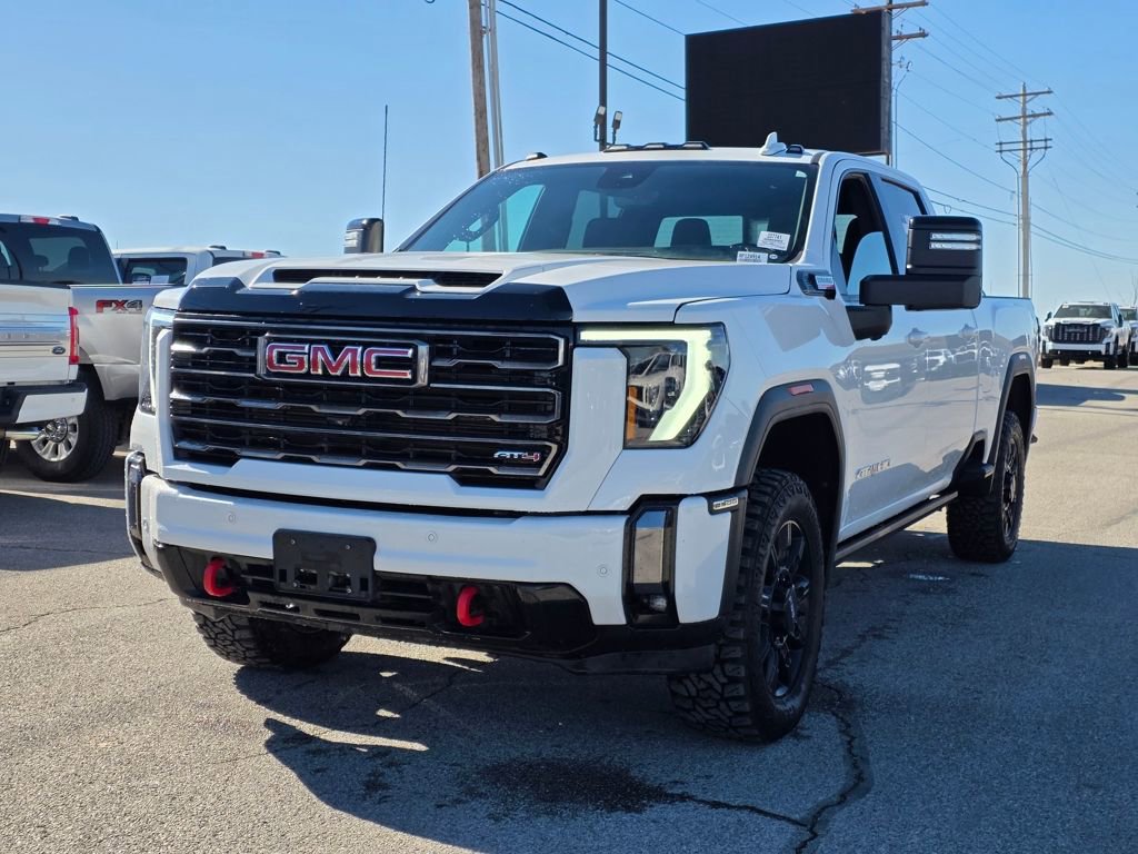 Used 2024 GMC Sierra 2500 AT4 w/ Technology Package AWD/4WD image 3