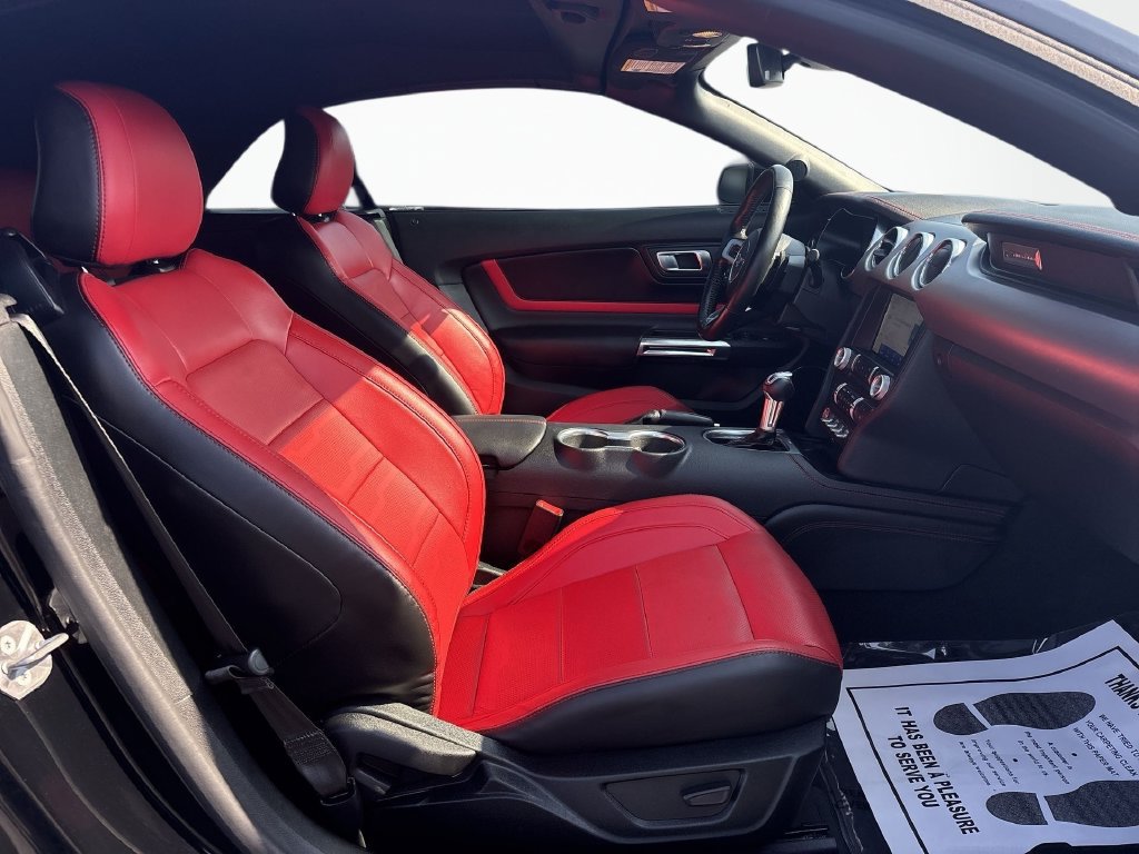 Used 2022 Ford Mustang GT Premium RWD image 13