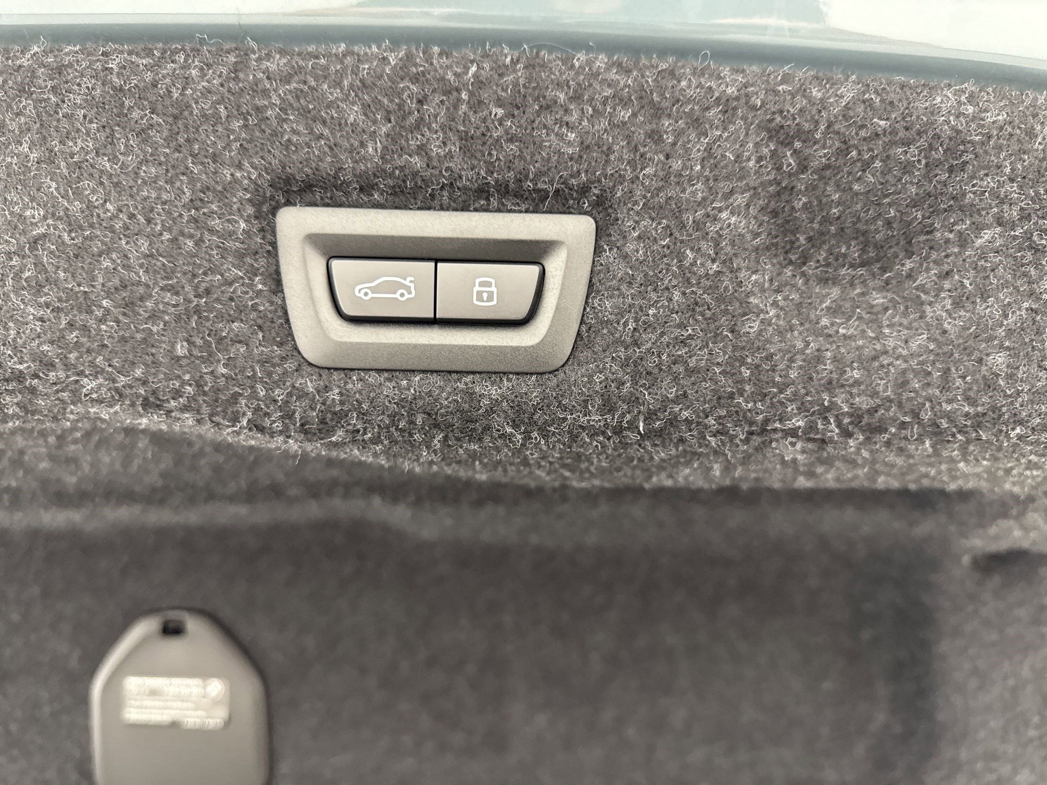 New 2026 BMW 550e xDrive w/ Executive Package image 29