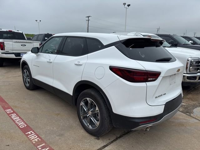 Used 2025 Chevrolet Blazer LT AWD/4WD image 4