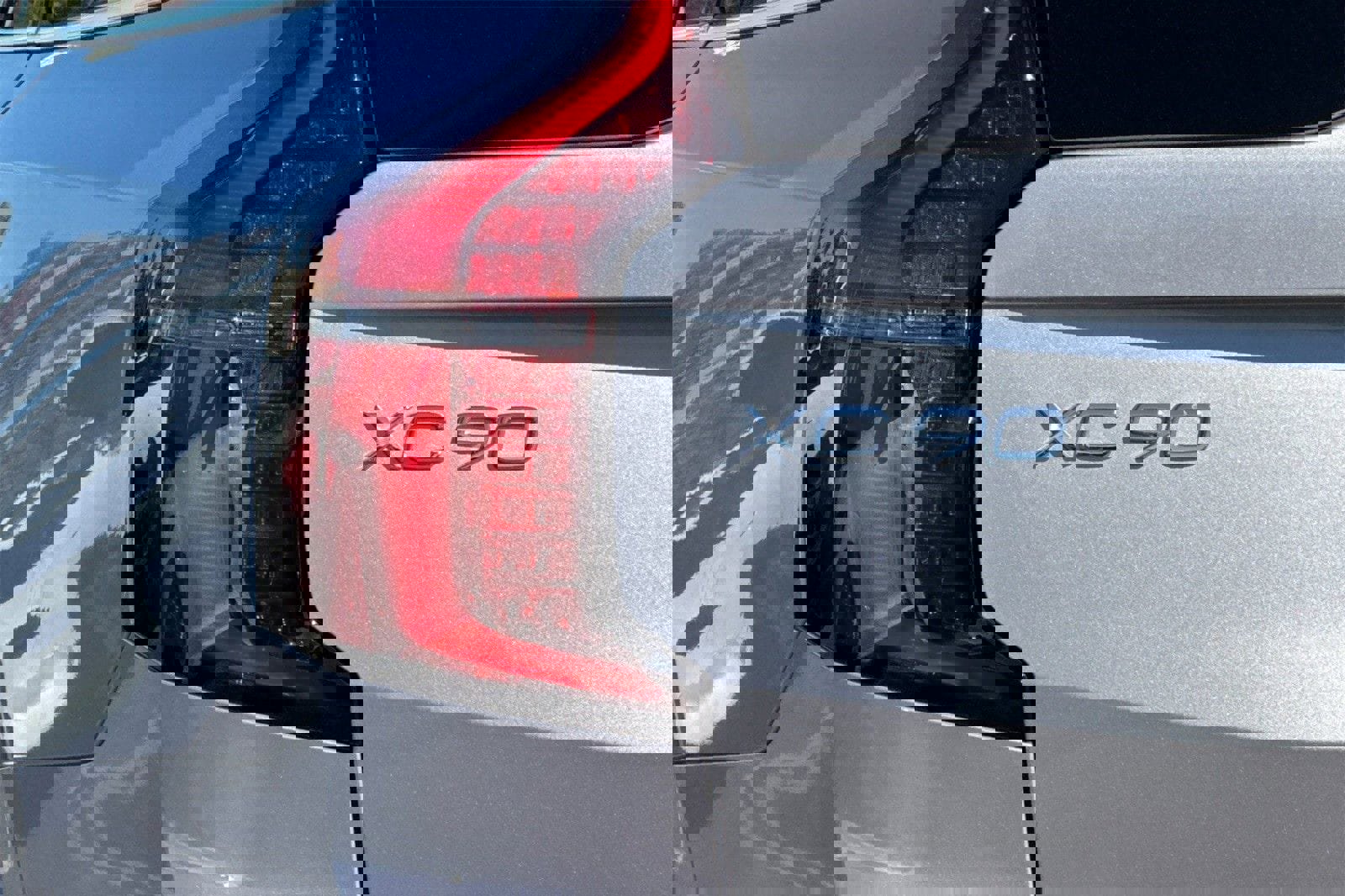 New 2026 Volvo XC90 B6 Core w/ Protection Package image 28