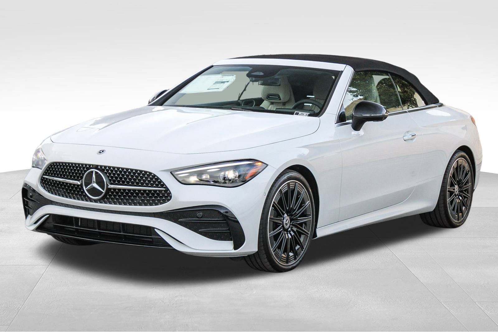 New 2026 Mercedes-Benz CLE 300 4MATIC Cabriolet image 3