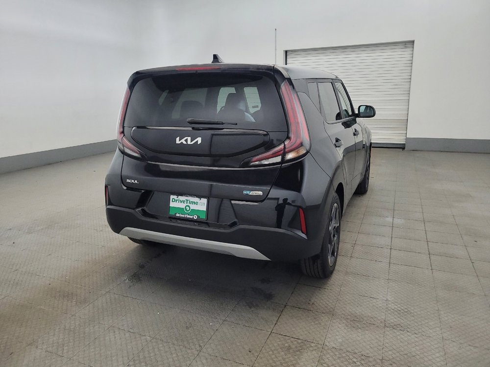 Used 2023 Kia Soul EX FWD image 7