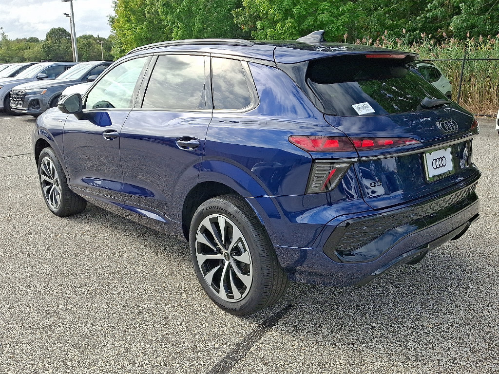 New 2026 Audi Q3 quattro 2.0T AWD/4WD image 3