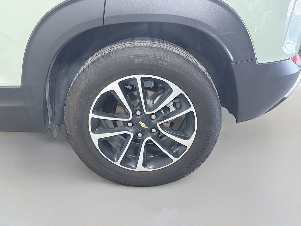 Used 2025 Chevrolet TrailBlazer LT w/ Convenience Package FWD image 27