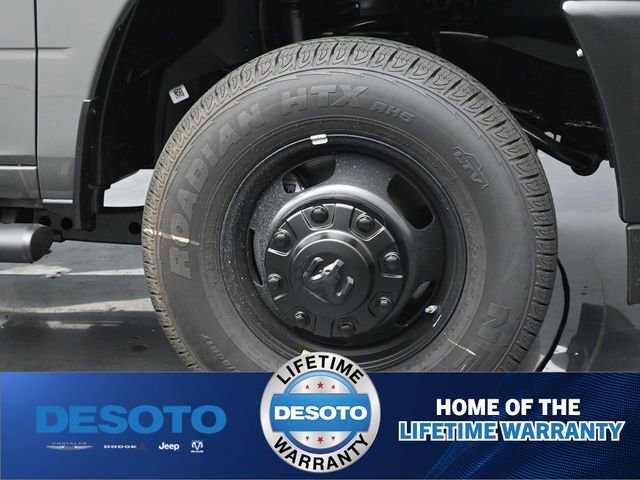 New 2026 RAM 3500 Tradesman AWD/4WD image 32