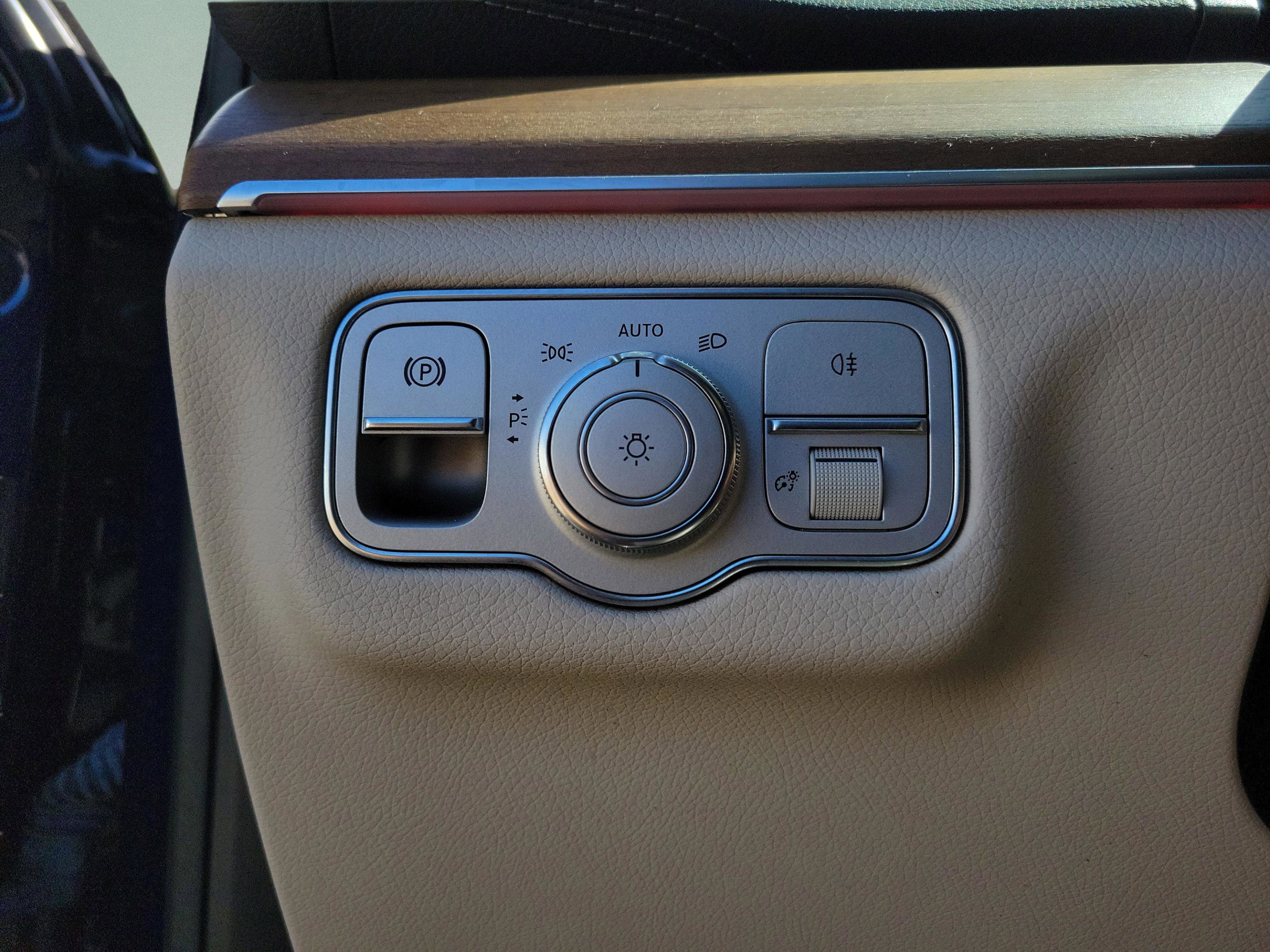 Certified 2022 Mercedes-Benz GLS 450 4MATIC image 27