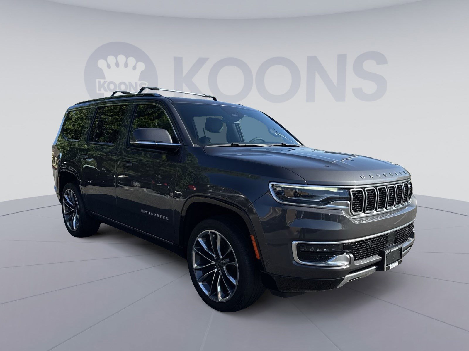 Used 2022 Jeep Wagoneer Series III w/ Premium Group I AWD/4WD image 10