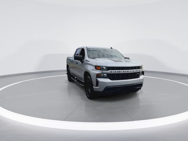Used 2022 Chevrolet Silverado 1500 Custom w/ Rally Edition AWD/4WD image 2