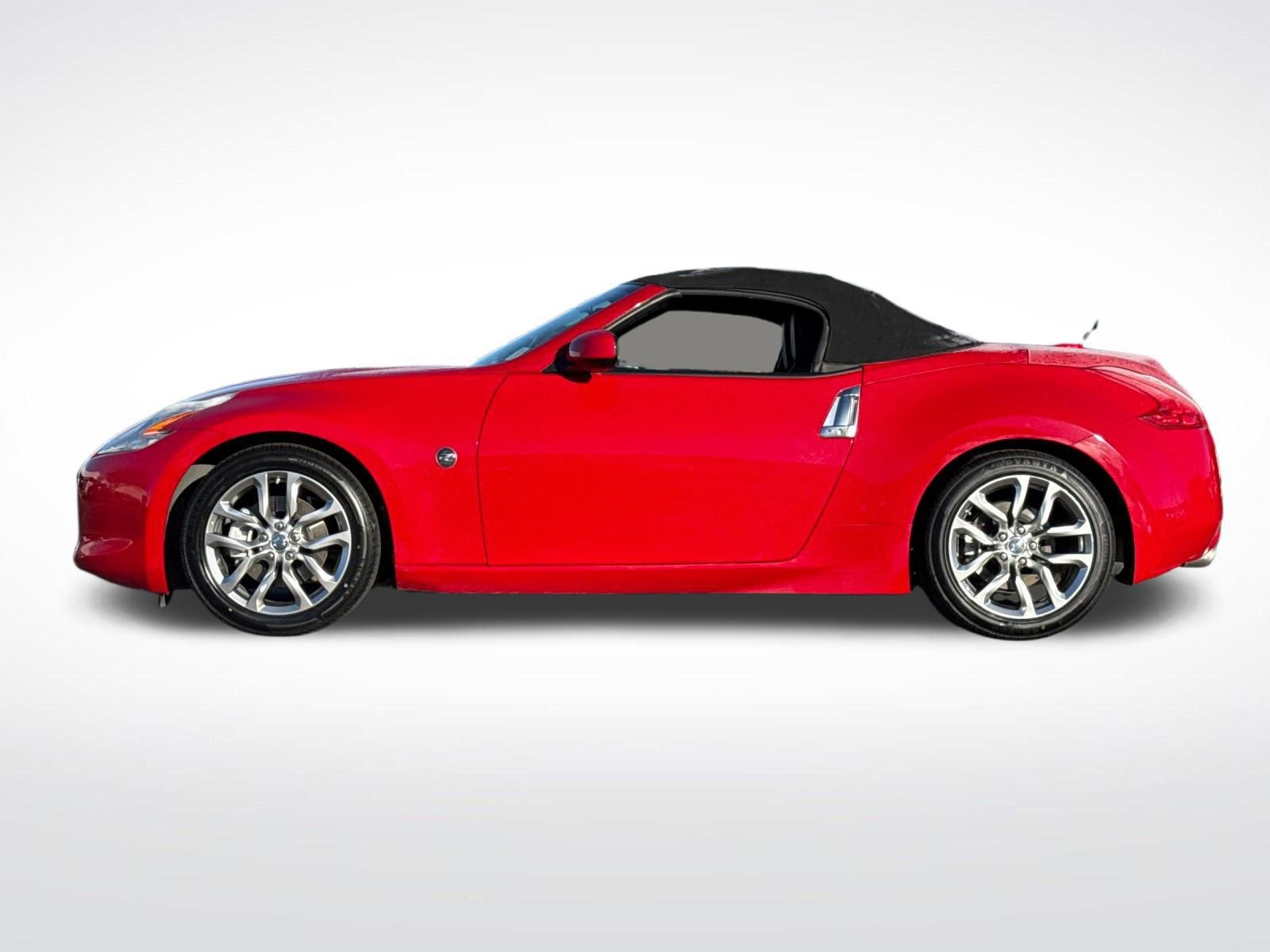 Used 2010 Nissan 370Z Touring image 6