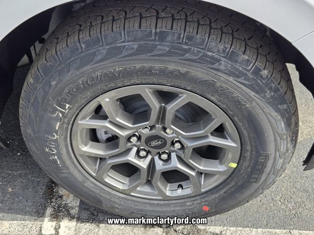 New 2026 Ford Expedition Active image 13