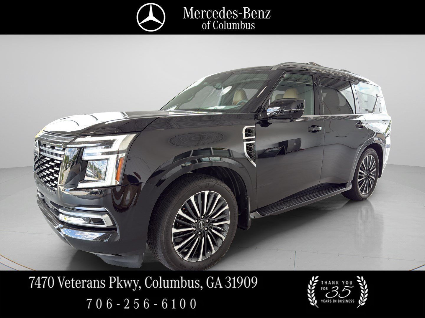 Used 2025 Nissan Armada Platinum Reserve w/ Convenience Package RWD image 1