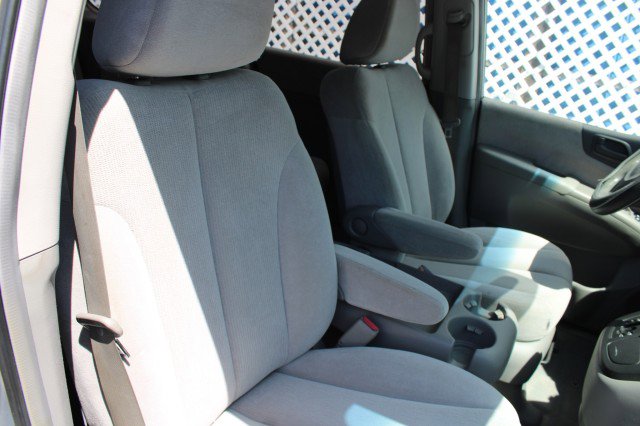 Used 2007 Kia Sedona LX image 13