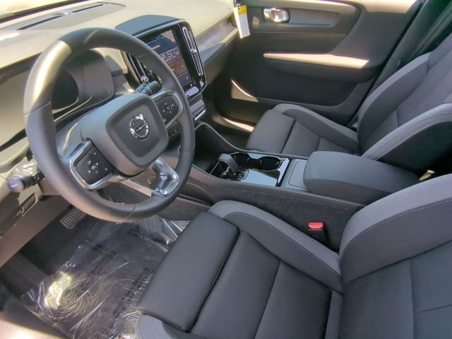 New 2025 Volvo EX40 Core w/ Climate Package image 19