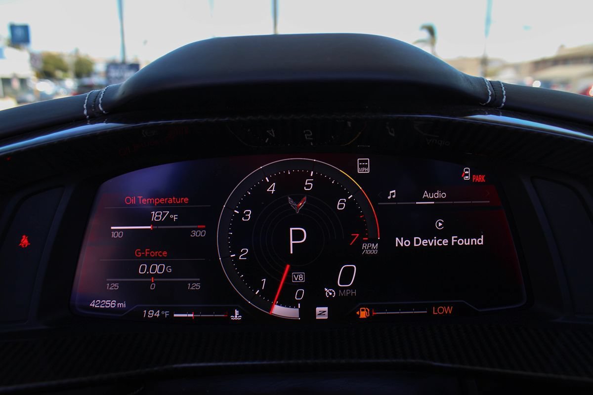 Used 2021 Chevrolet Corvette Stingray Premium Cpe w/ Z51 Performance Package RWD image 47