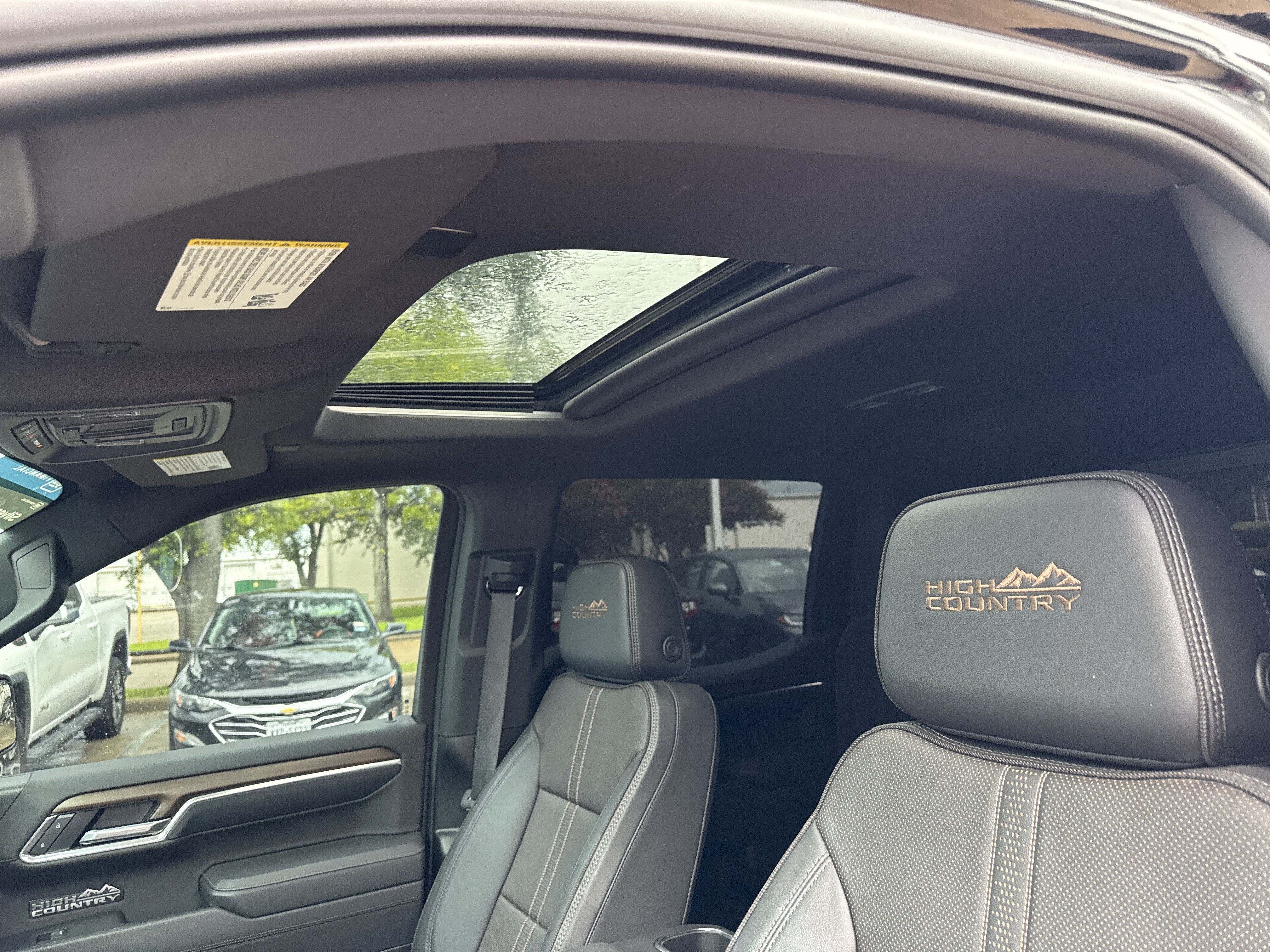 Used 2025 Chevrolet Silverado 1500 High Country w/ Midnight Edition RWD image 6