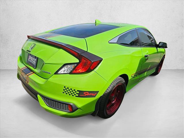 Used 2017 Honda Civic Touring image 7