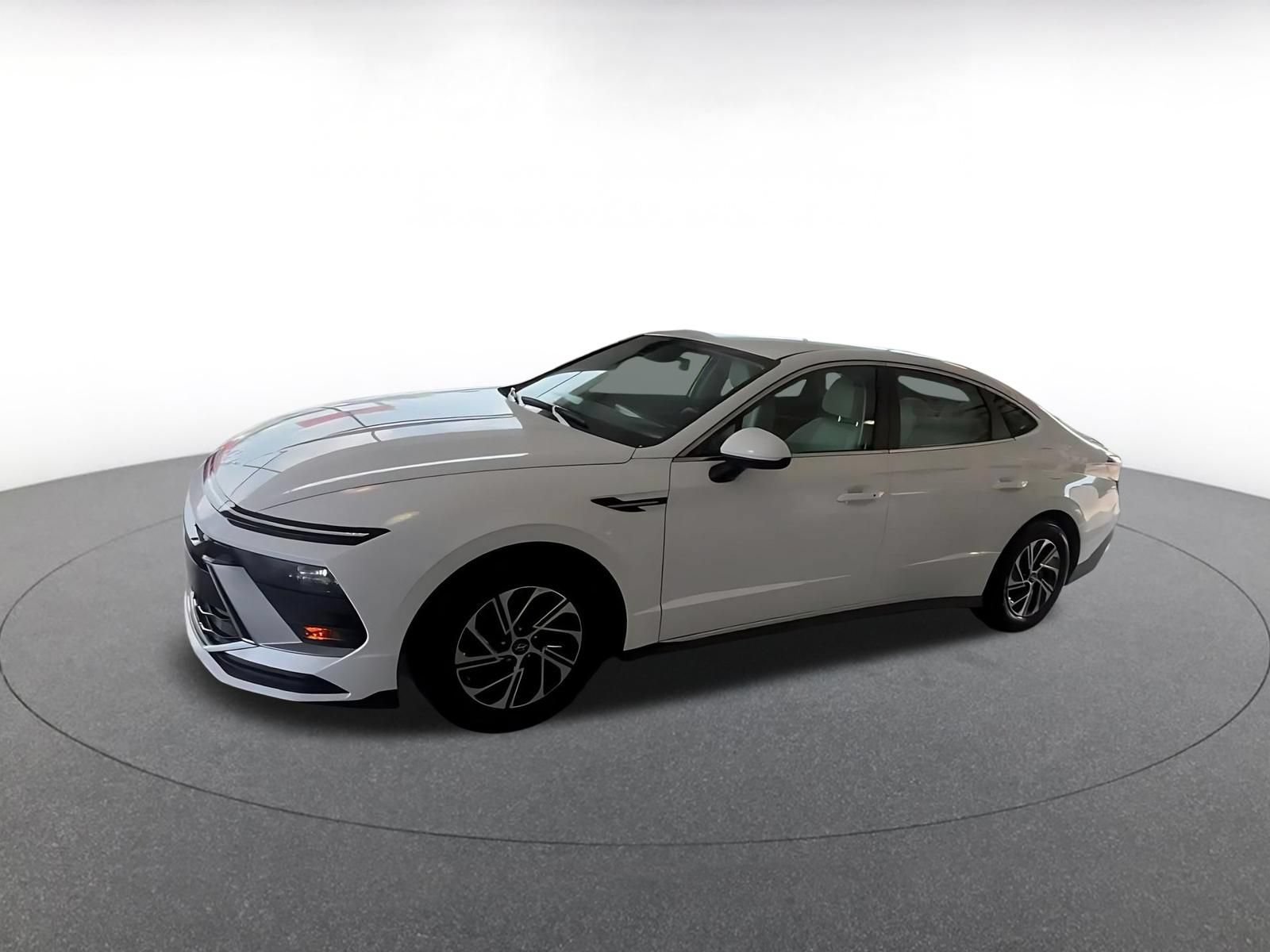 Used 2026 Hyundai Sonata Blue FWD image 7