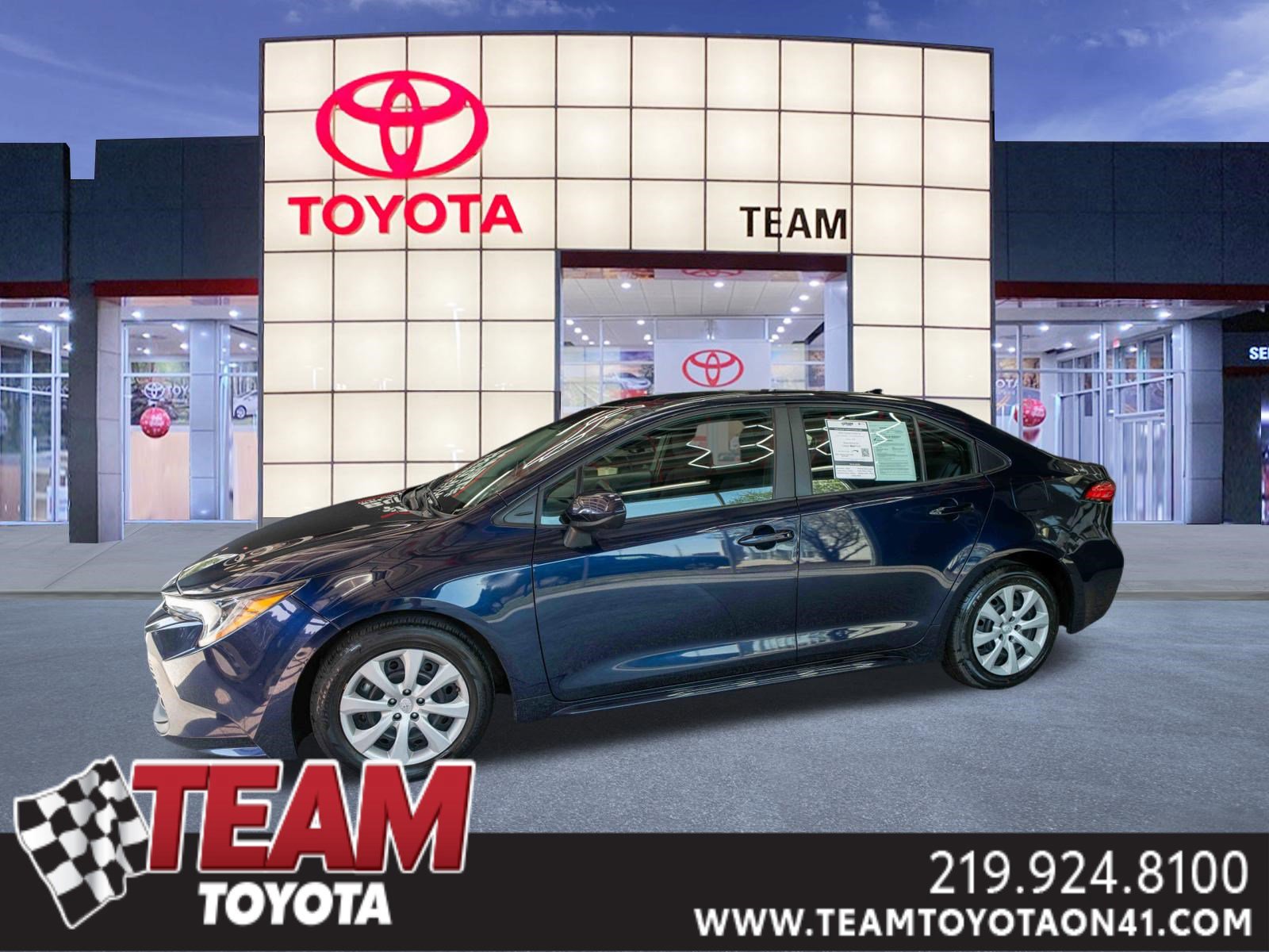Used 2024 Toyota Corolla LE image 1