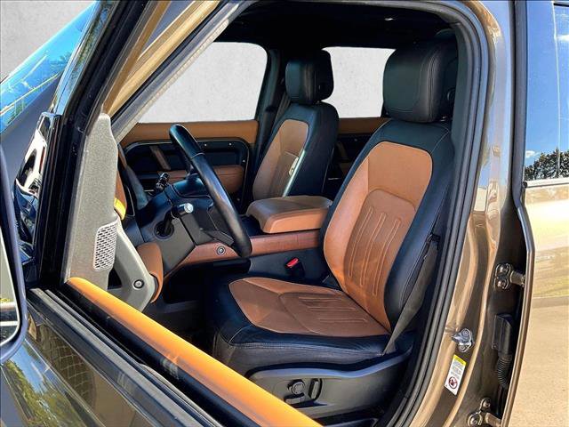 Used 2020 Land Rover Defender 110 X image 27