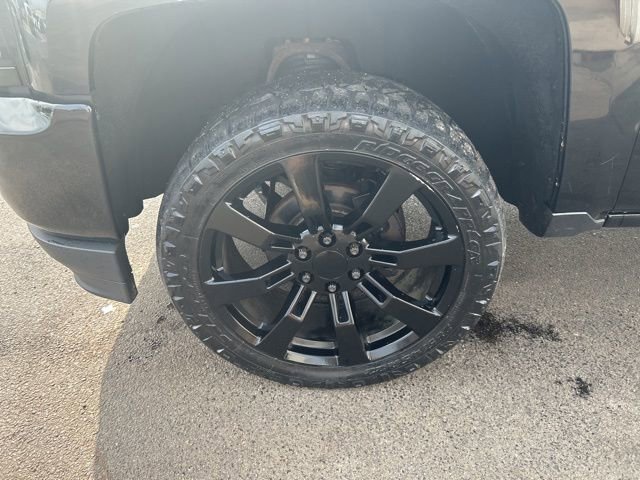 Used 2018 Chevrolet Silverado 1500 Custom w/ Custom Value Package image 36