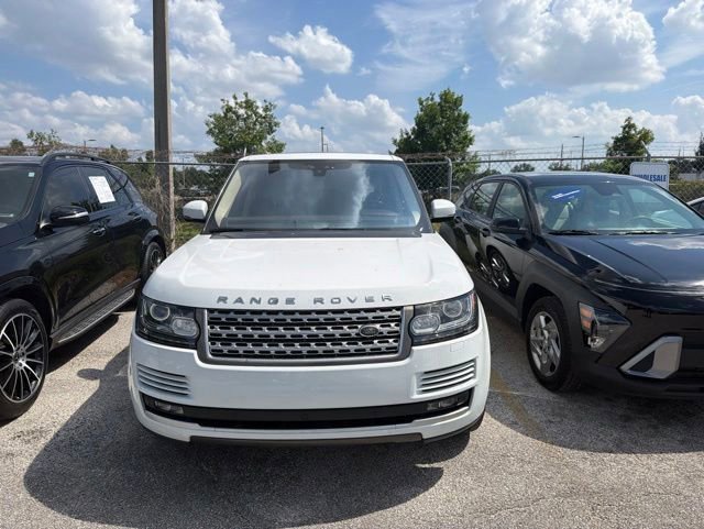 Used 2017 Land Rover Range Rover HSE AWD/4WD image 2