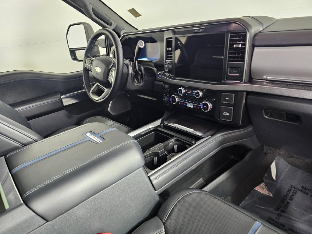 Certified 2025 Ford F450 Platinum w/ FX4 Off-Road Package AWD/4WD image 11