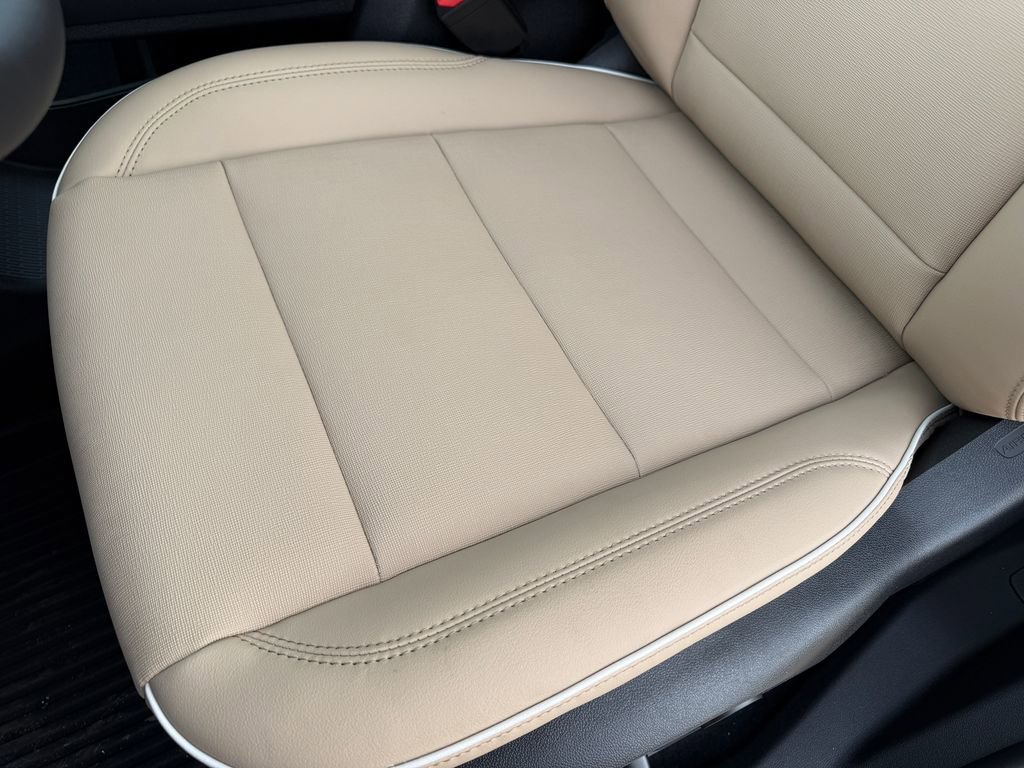 New 2026 Buick Enclave Preferred image 12