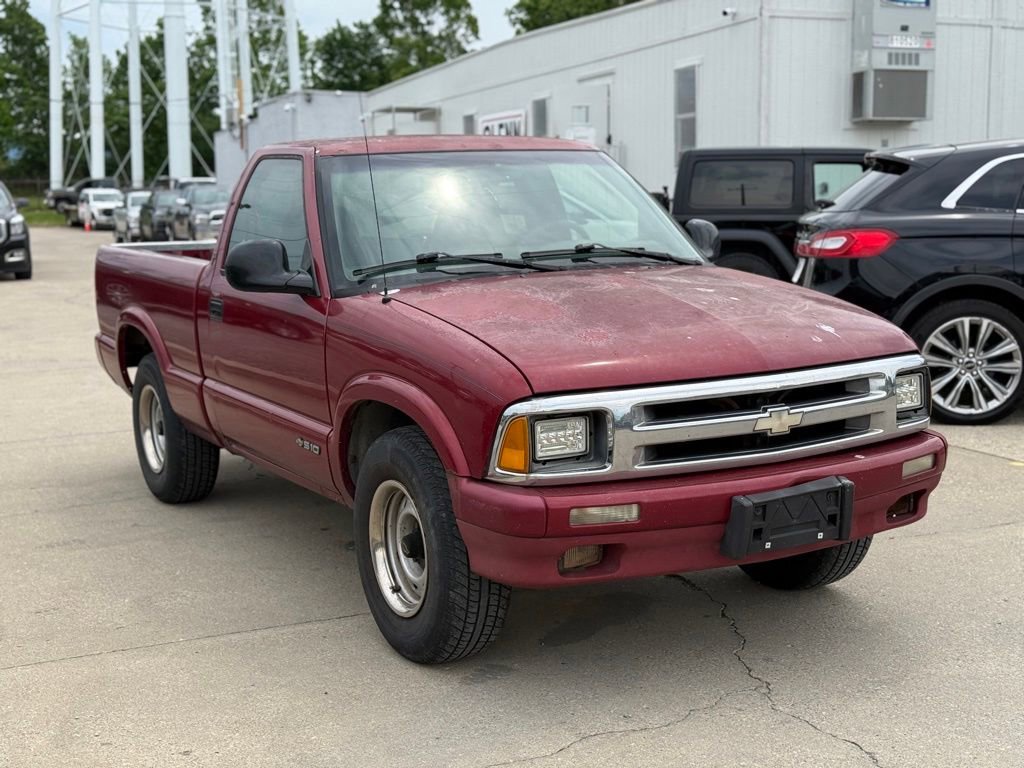 Used 1996 Chevrolet S10 Pickup 2WD Regular Cab image 23