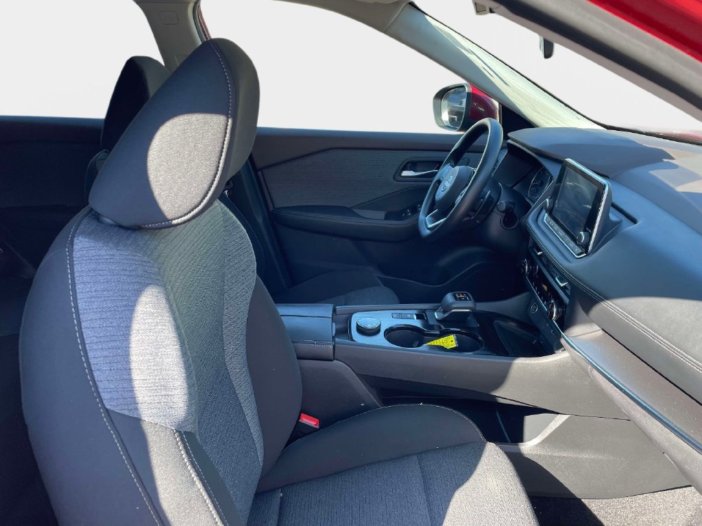 Used 2023 Nissan Rogue SV AWD/4WD image 10