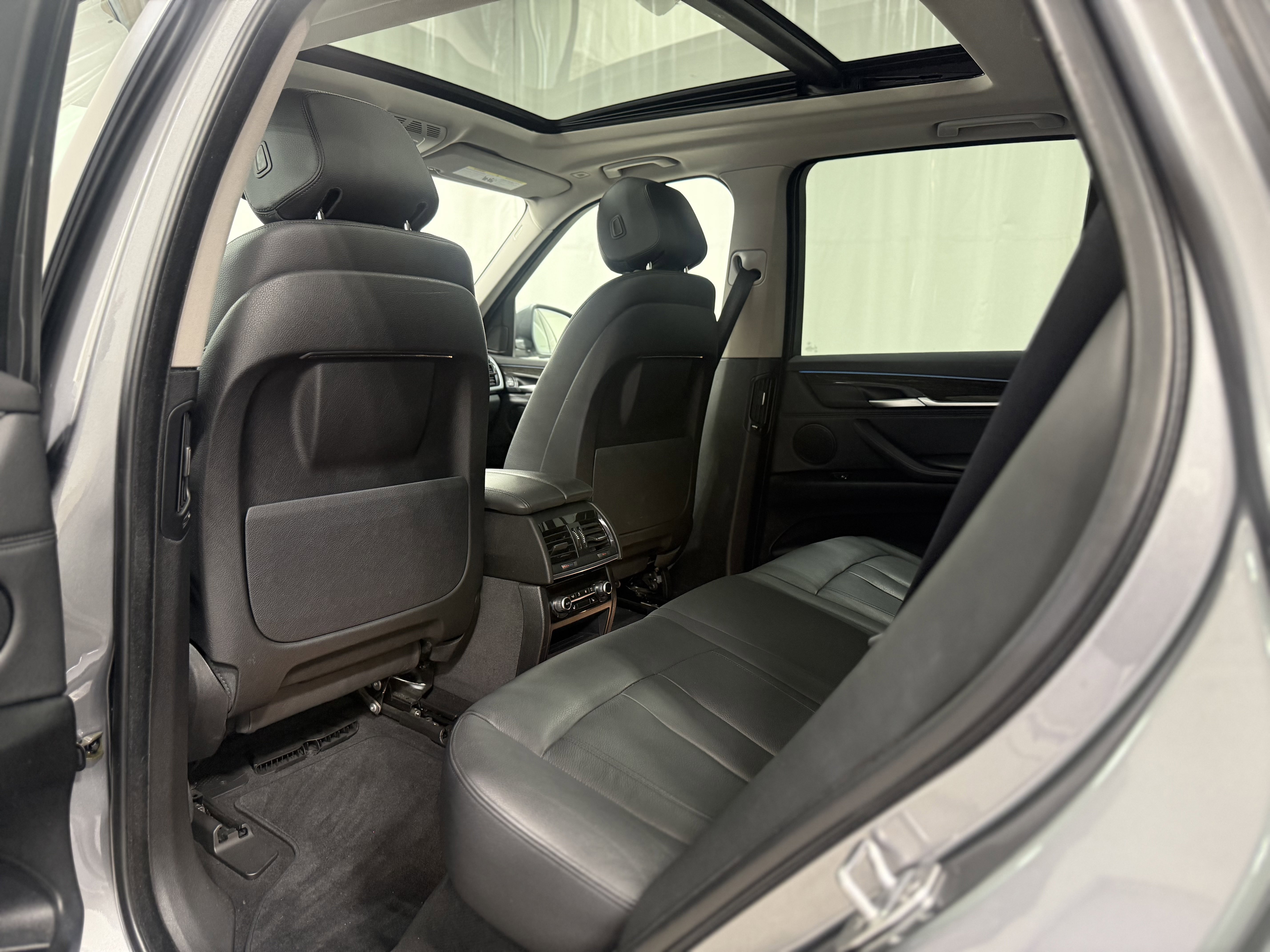 Used 2015 BMW X5 xDrive35d image 25