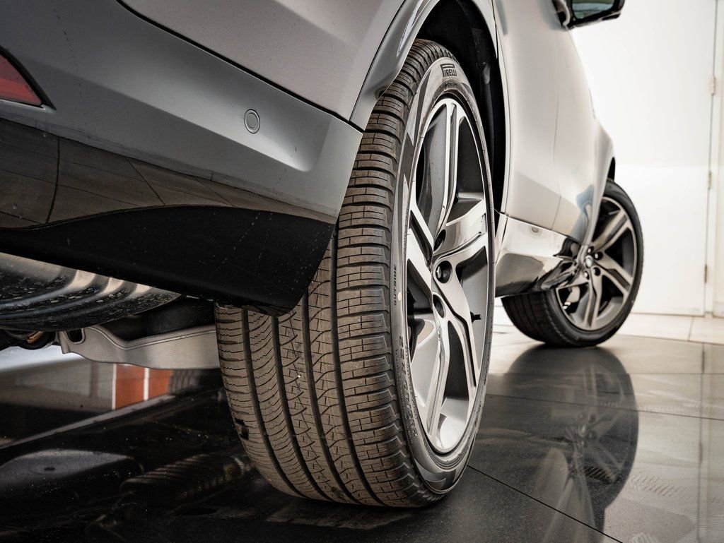 New 2026 Land Rover Discovery Limited Edition image 39