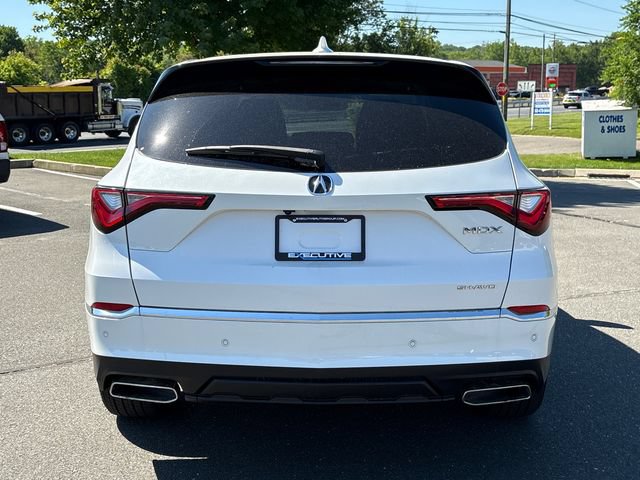 Certified 2023 Acura MDX SH-AWD w/ Technology Package image 3