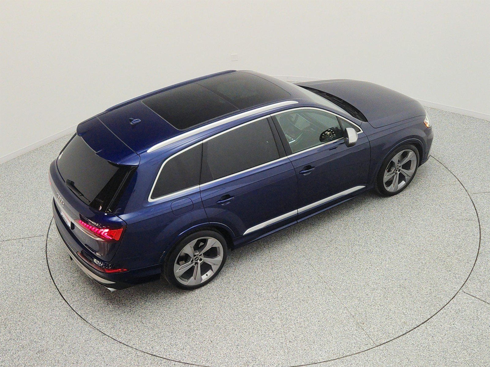Used 2023 Audi SQ7 Premium Plus AWD/4WD image 26