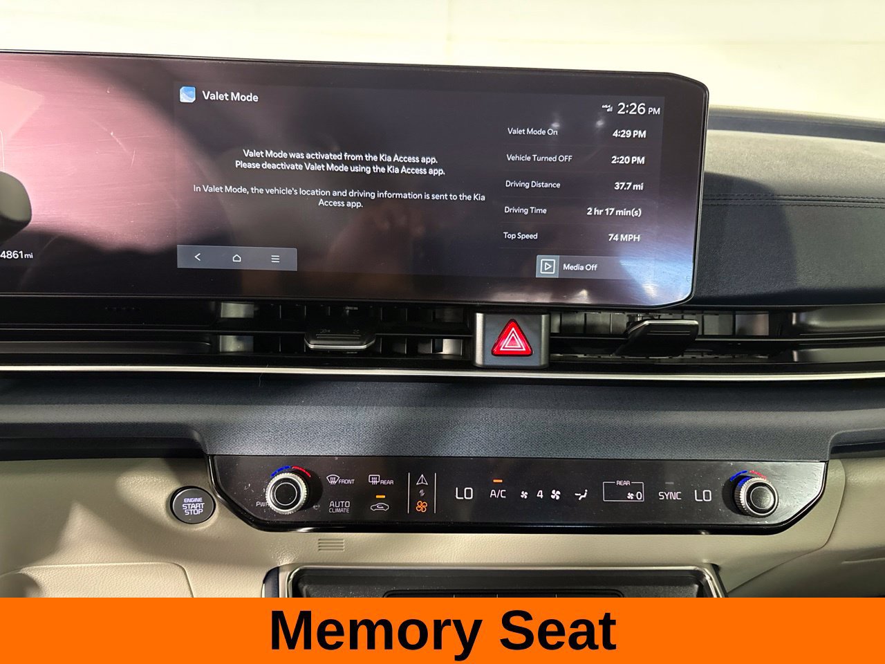 Used 2025 Kia Carnival SX FWD image 18