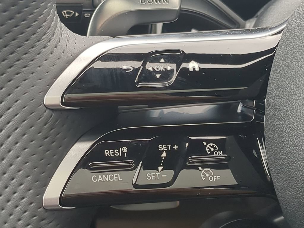 Certified 2025 Mercedes-Benz GLA 35 AMG 4MATIC image 12