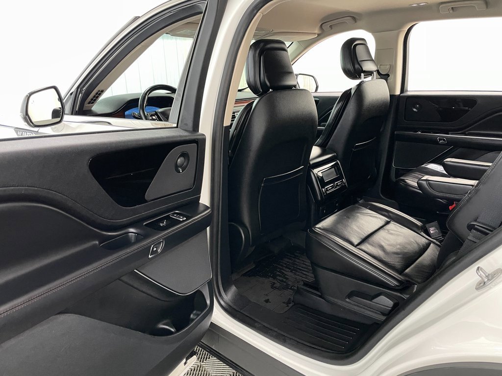 Used 2020 Lincoln Aviator Reserve w/ Elements Package Plus image 44
