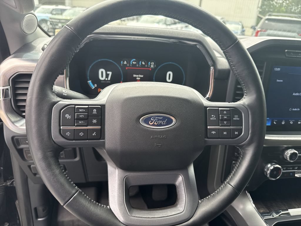 Used 2023 Ford F150 Lariat w/ Equipment Group 502A High AWD/4WD image 22