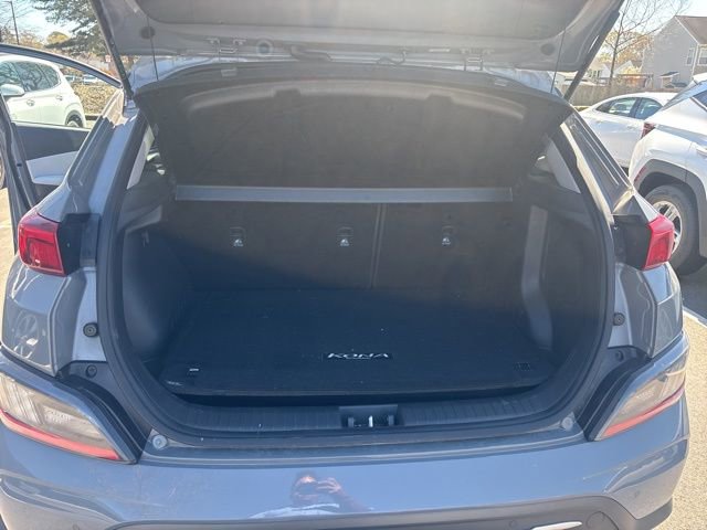 Used 2023 Hyundai Kona Limited w/ Cargo Package image 9