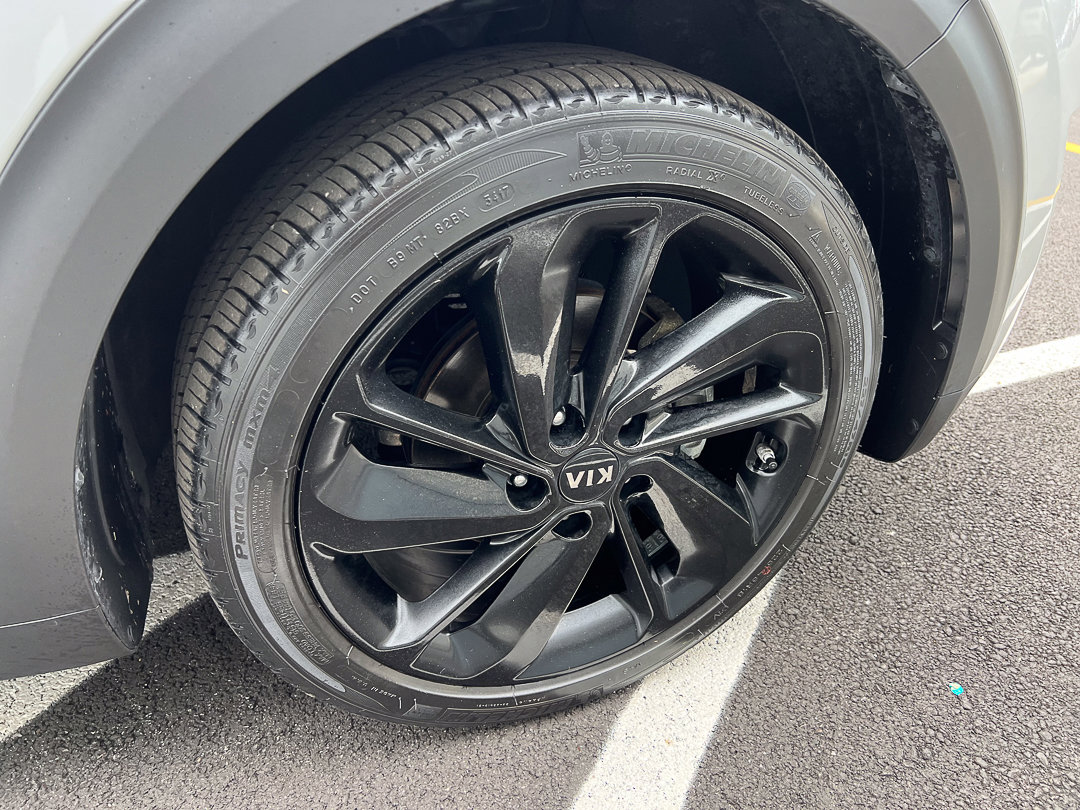 Used 2019 Kia Niro S Touring FWD image 7