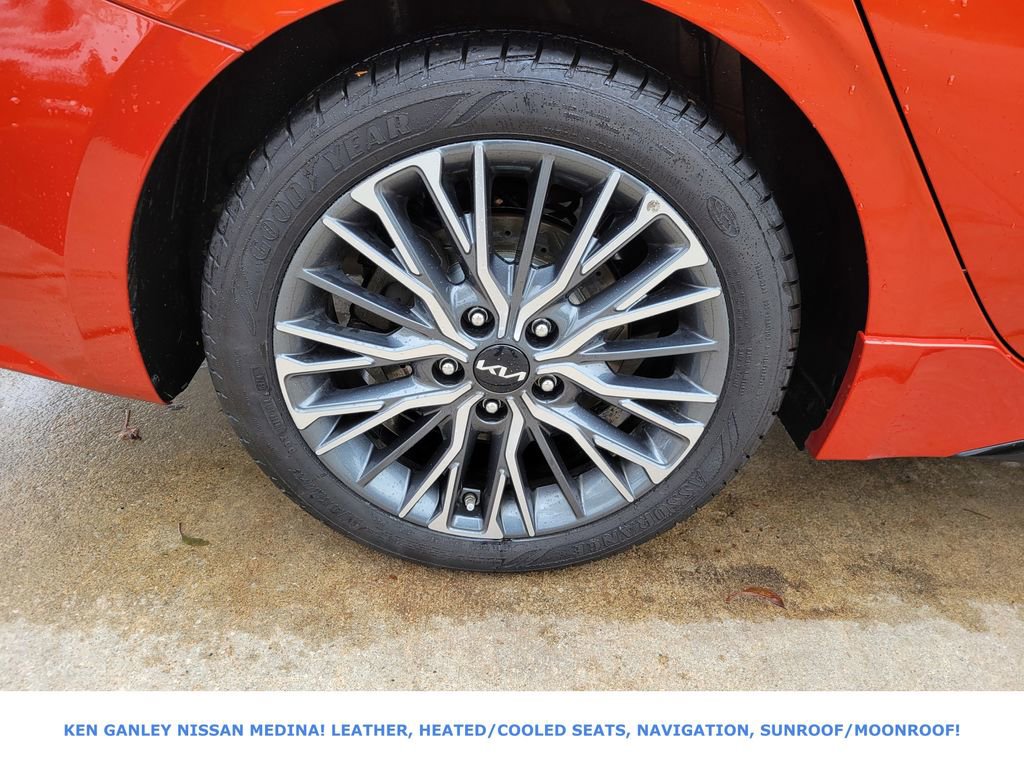 Used 2023 Kia Forte GT-Line w/ GT-Line Premium Package image 21