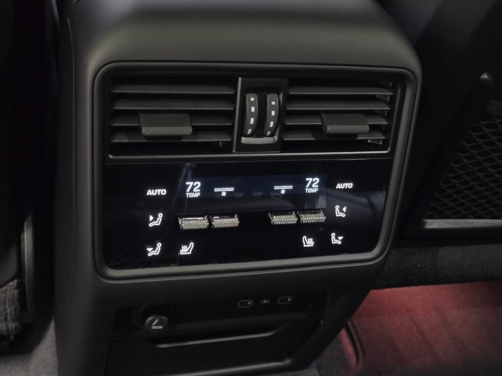 New 2026 Porsche Cayenne AWD/4WD image 20