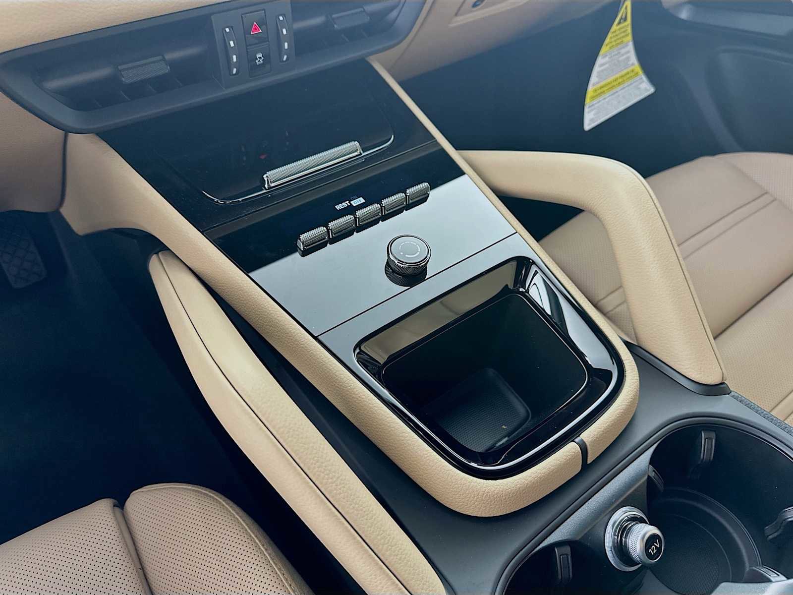 New 2026 Porsche Cayenne Coupe image 21