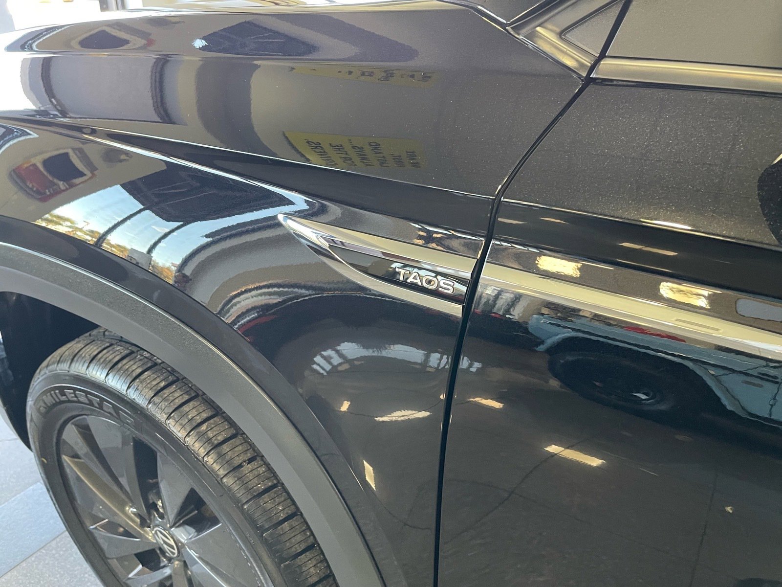 Used 2022 Volkswagen Taos S image 15