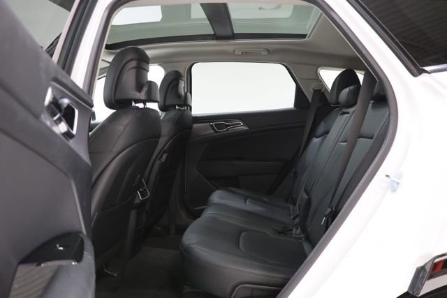 Used 2023 Kia Sportage SX FWD image 33