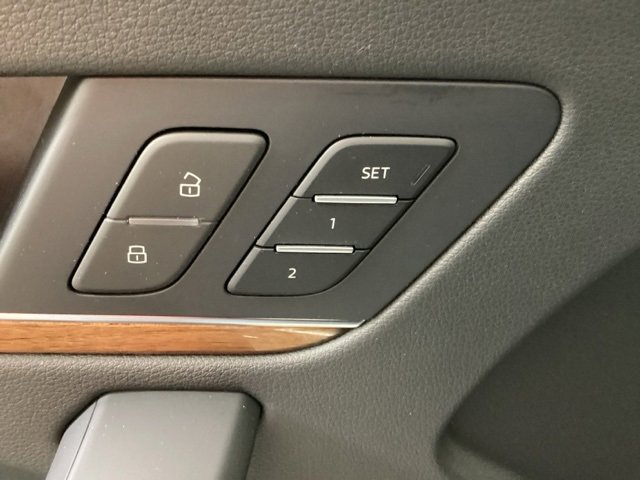 Certified 2023 Audi Q5 2.0T Premium w/ Convenience Package image 15