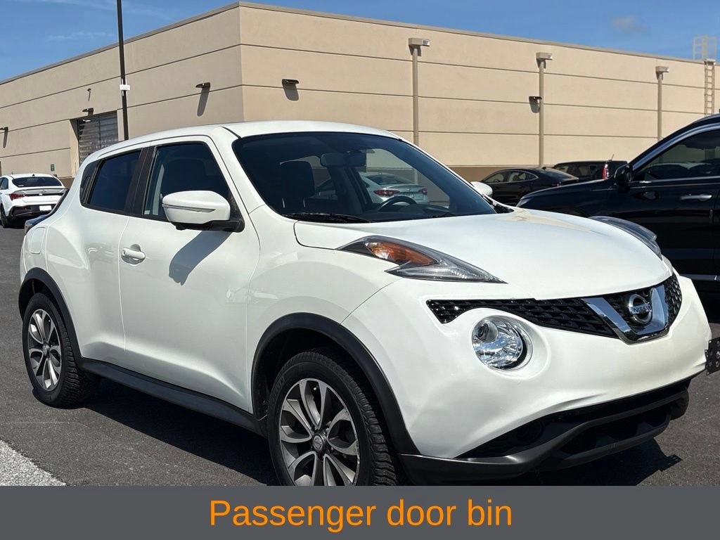 Used 2017 Nissan Juke SV w/ Technology Package AWD/4WD image 5