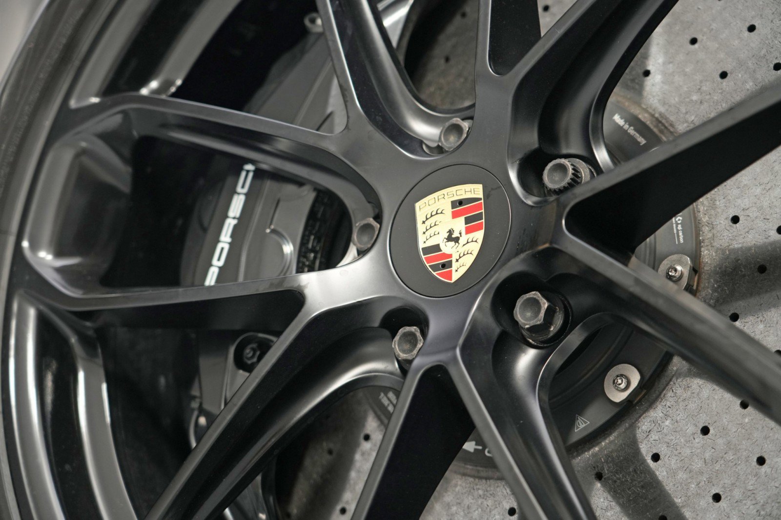 Used 2022 Porsche Cayenne Turbo S image 61