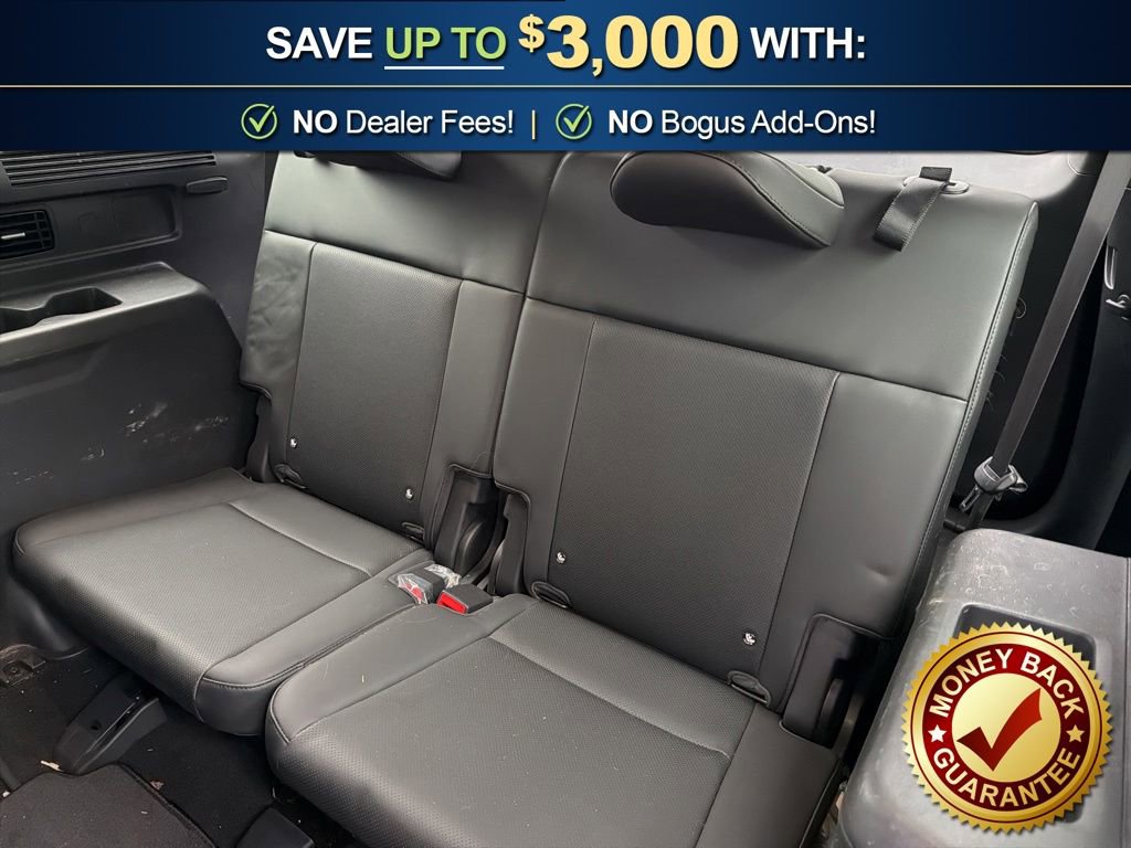 Used 2025 Hyundai Santa Fe SEL FWD image 19